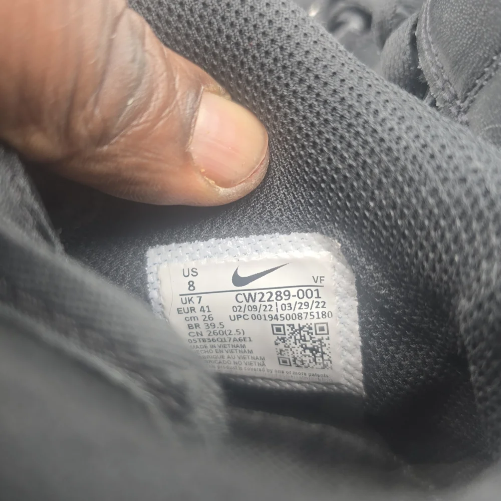 Nike Black Athletic‎ High-Tops